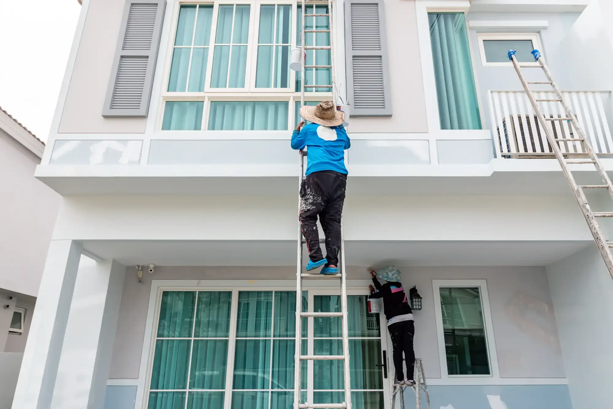 Professional house painting ladder work essex county massachusetts service provided in Essex, Massachusetts with quality workmanship and attention to detail.