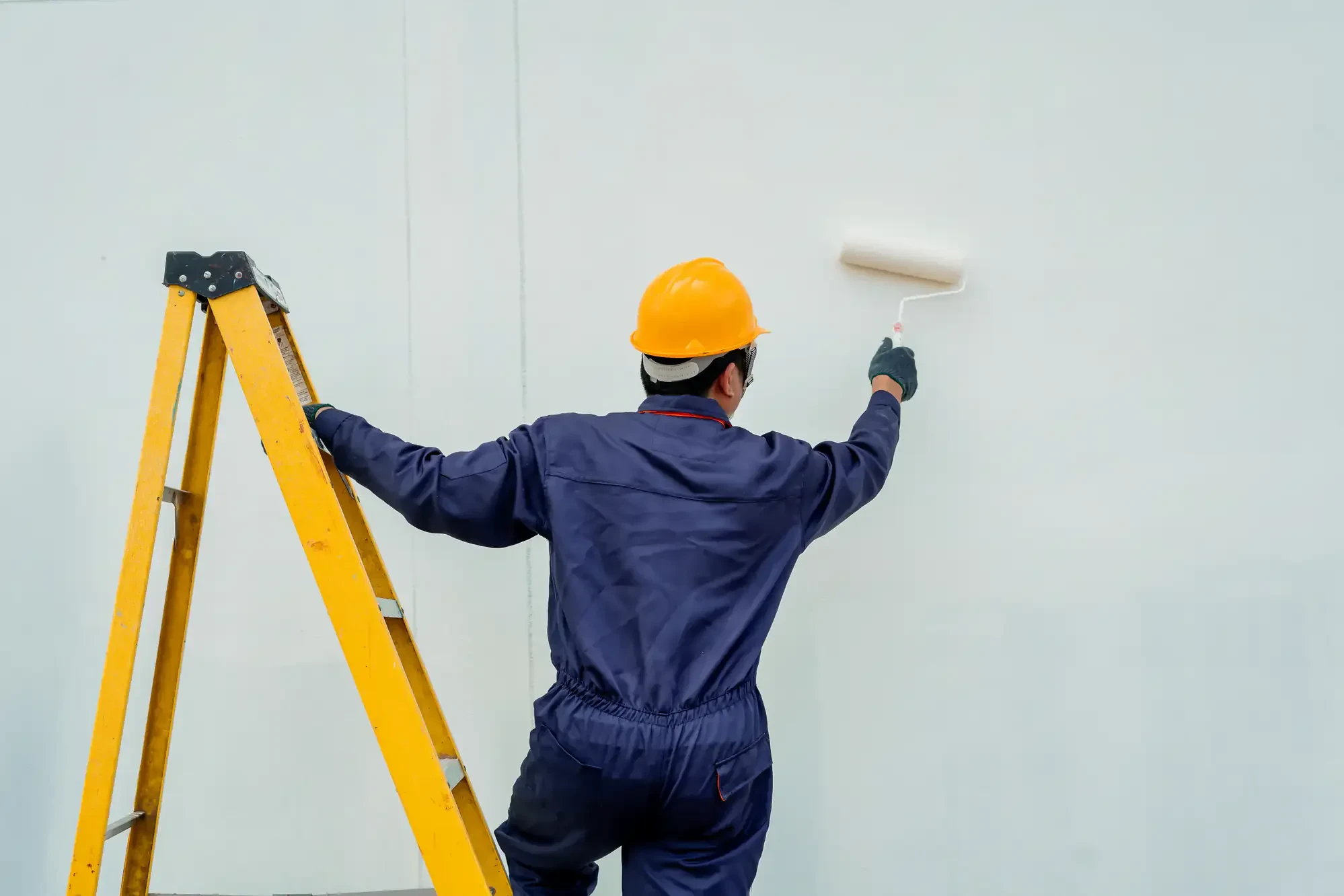 Professional painter ladder wall roller essex county massachusetts service provided in Essex, Massachusetts with quality workmanship and attention to detail.